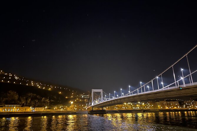 Bright Lights of Budapest Night Tour With Boat Cruise and Wine - Immersive Nighttime Experience