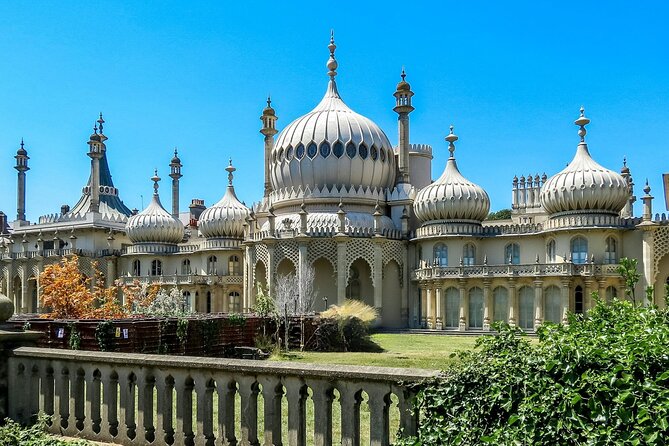 Brighton: Self Guided City Walk and Interactive Treasure Hunt - Participating and Group Size