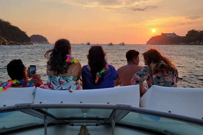 Cabo Arch Sunset Private Yacht Tour Plus Dinner and Drinks - Guest Experiences and Feedback