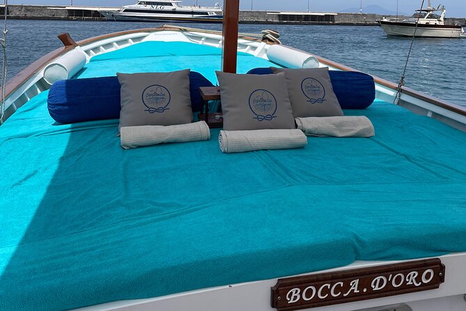 Capri Boat Tour in 3 Hours - Onboard Amenities and Comfort