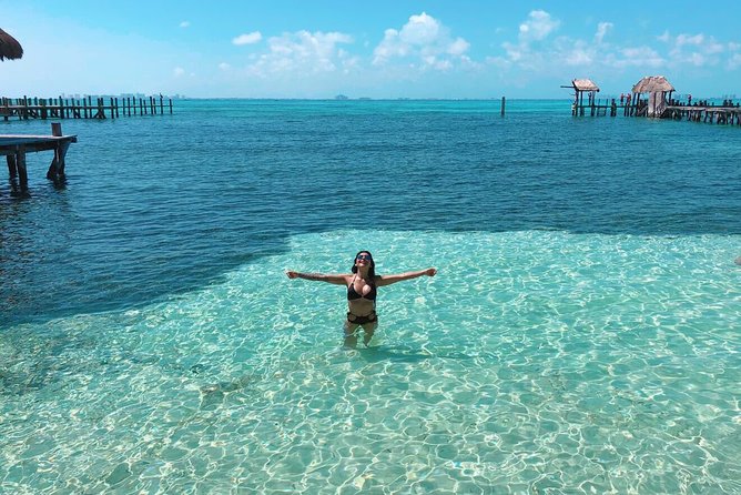 Catamaran Sailing to Isla Mujeres With Snorkeling, Lunch & Open Bar Included - Crew Service and Experiences