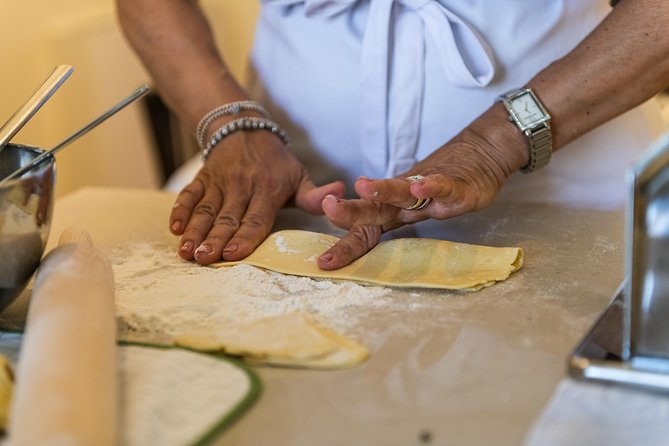 Cesarine: Small Group Market Tour and Cooking Class in Verona - Highlights and Unique Selling Points