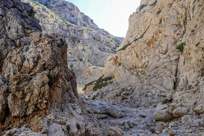 Chania: Hiking Through History and Hidden Gems at Katholiko Bay - Tips for an Enjoyable Hike