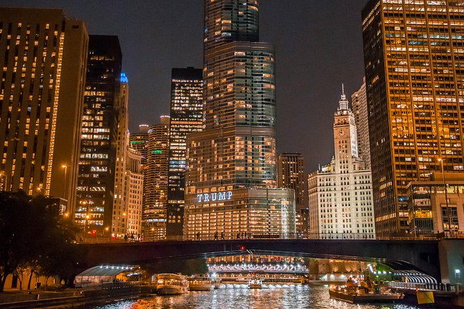 Chicago 3D Fireworks Cruise - Inclusions and Amenities