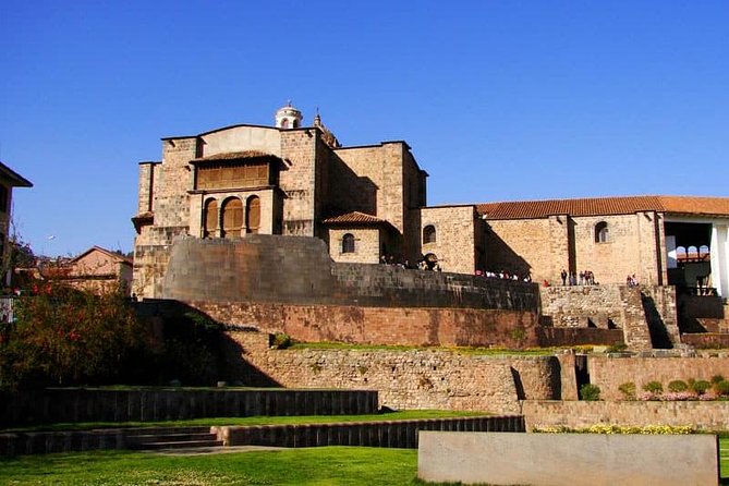 City Tour Cusco: Cathedral, Sacsayhuaman & Tambomachay - Encountering Puca Pucara Ruins