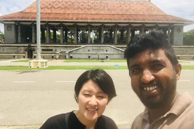 Colombo City Day Tour All Inclusive From Negombo - Health and Accessibility