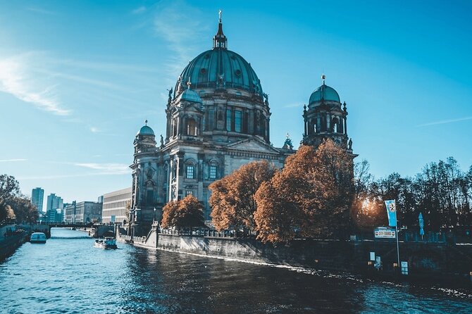 Complete Berlin Walking Tour - Group Size