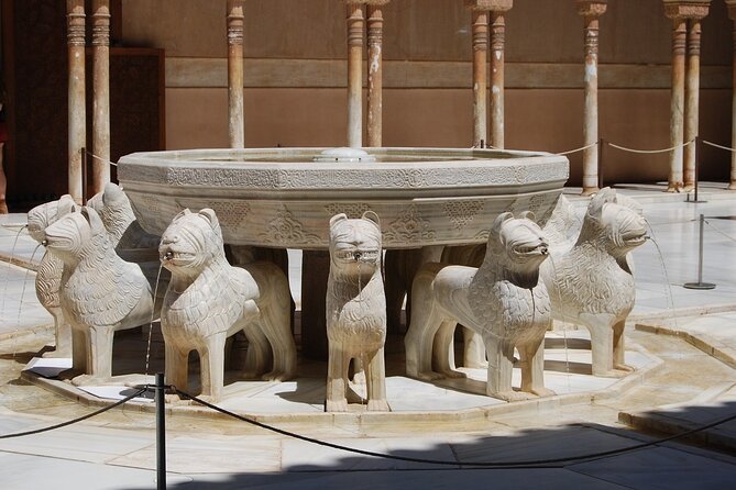 Complete Tour With Audio Guide in the Alhambra of Granada - Personalizing the Alhambra Visit