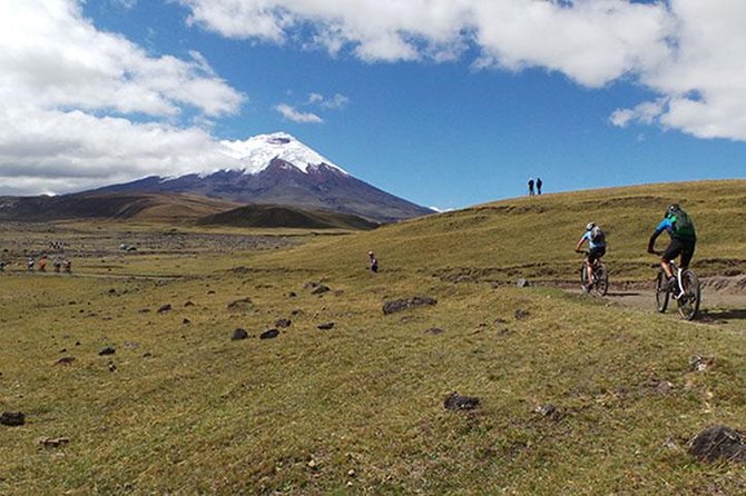Cotopaxi National Reserve Bike and Hike Day-Trip - Weather Policy Considerations