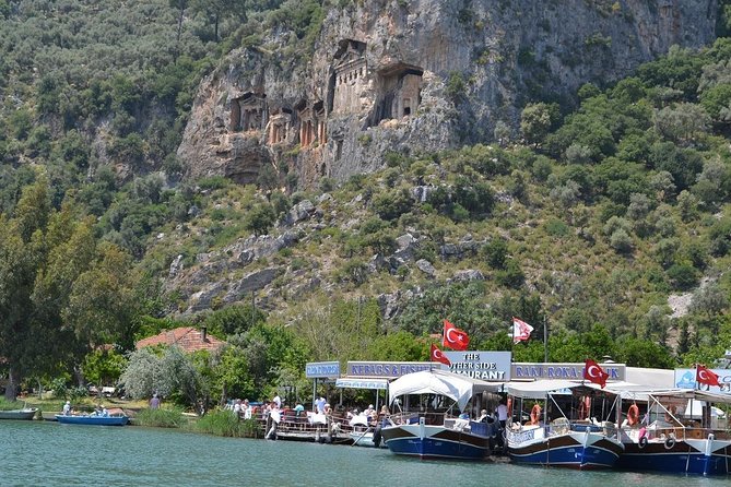 Dalyan Day Trip From Bodrum to Dalyan River Cruise, Iztuzu Beach With Mud Baths - Discovering Iztuzu Beach and Turtles