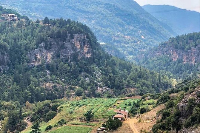 DeirElkamar, Beitdeen, Moussa Palace, EinwZien Grotto,Full-Day Trip PRIVATE-CAR - Exploring Deir El Kamar