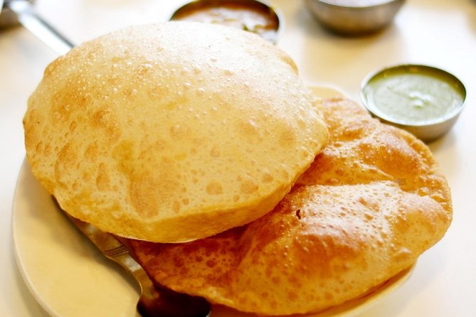 Delhi: Street Food Crawl (2 Hours Guided Food Tasting Tour) - Meeting and End Points