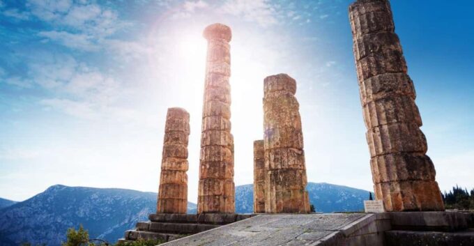 Delphi, Corycian Cave, and 300 Battlefield Private Tour - Thermopylae Battlefield Tour