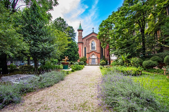 Discover Churches in Milan With a Local - Pricing and Flexibility
