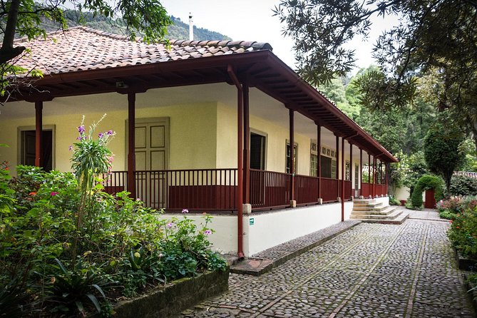 Discovering Bogotá - Ascending to Monserrate Monastery