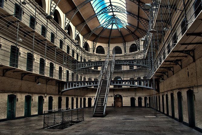 Dublin City Throug the Ages Full Day Private Tour - Experiencing Dublins Architecture and Design