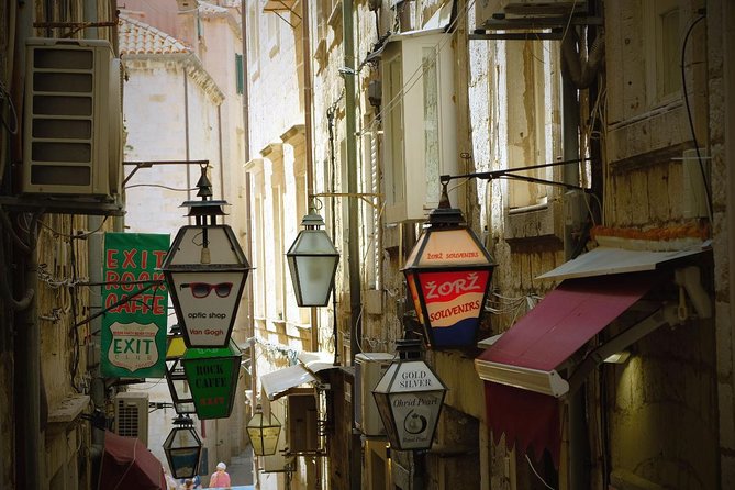 Dubrovnik Old Town & City Walls Private Tour - Booking Considerations