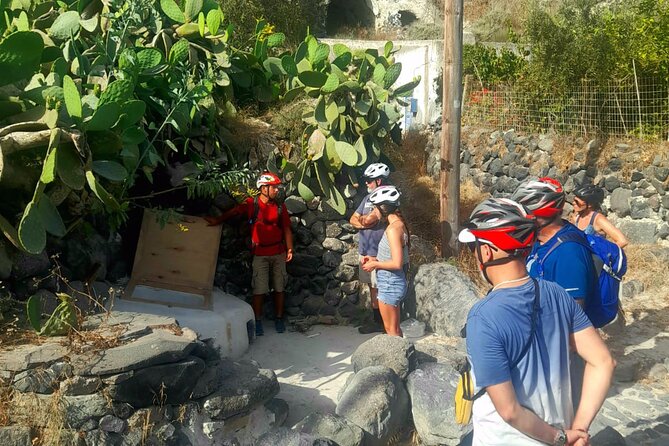 E-Bike Tours Explore Thirasia- Santorini - Cancellation Policy and Reviews