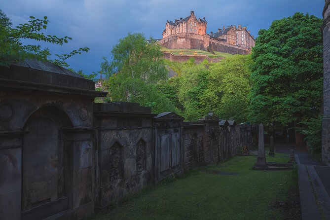 Edinburgh Ghost Tour: Uncover Haunting Tales and Dark Stories - Edinburghs Haunting Ambiance