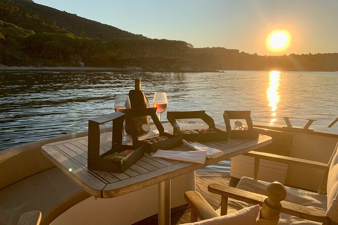 Elba Island - Aperitif on the Boat at Sunset - Private - Captains Expertise