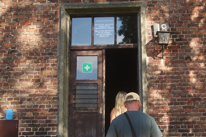 Entrance Ticket to Auschwitz Birkenau With Guide and FREE Ebook - Insights From Tour Guides