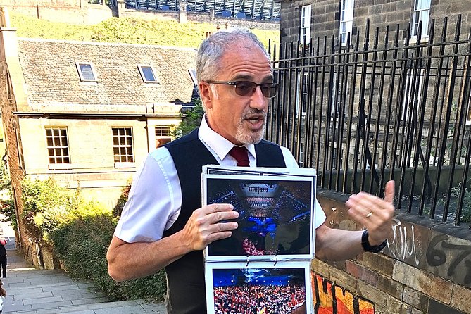 Essential Walking Tour of Edinburghs Old Town - Stops Along the Way