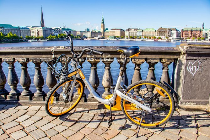 Explore Hamburg in 90 Minutes With a Local - Immerse in Hamburgs History