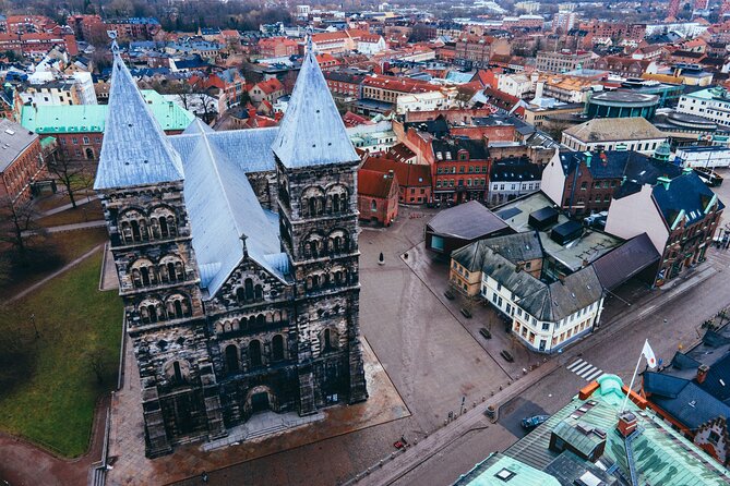 Exploring Lund's Historic Marvels - Experiencing Lunds Vibrant Culinary Scene