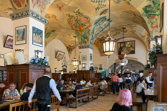 Fall in Love With Munich in a Private Old Town Walking Tour - Comfortable Pace and Knowledgeable Guide