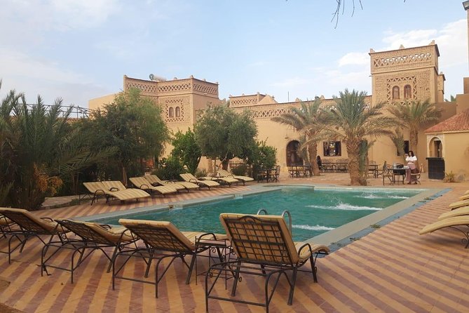 Fes Desert Tour 2 Days - Accommodation and Amenities