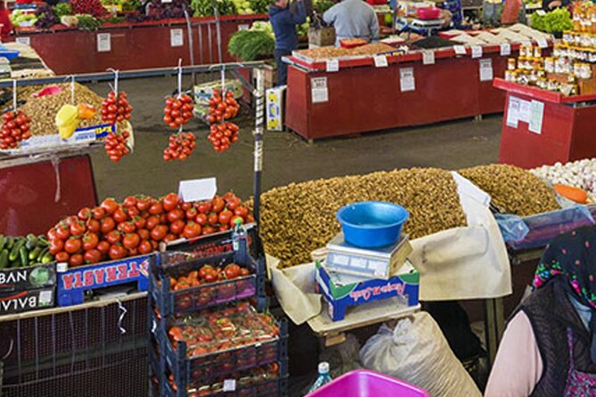 Foodie Tour in Bucharest: 100% Authentic Romanian Food - Tour Customization and Duration