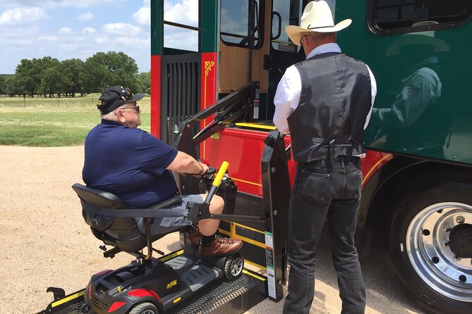 Fredericksburg City Trolley Tour - Complimentary Amenities