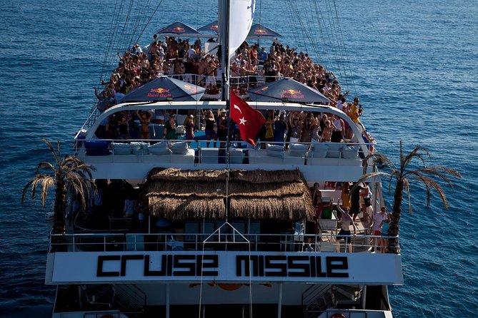 From Alanya & Side: Transfer to the Night Disco Boat Tour - Logistics and Expectations