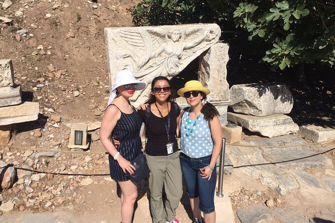 From Izmir: Best of Ephesus Tour W/Transfer+Lunch - Tour Accessibility and Additional Information