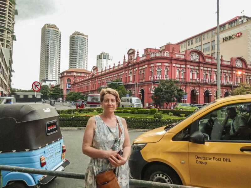 From Kalutara: Colombo City Tour - Pickup and Drop-off
