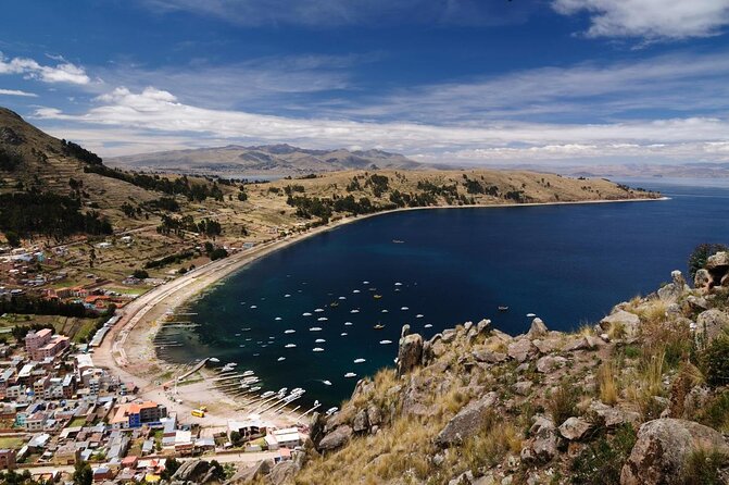 From La Paz: Titicaca Lake & Sun Island by Bus (Round Trip) - Exploring Titicaca Lake and Sun Island