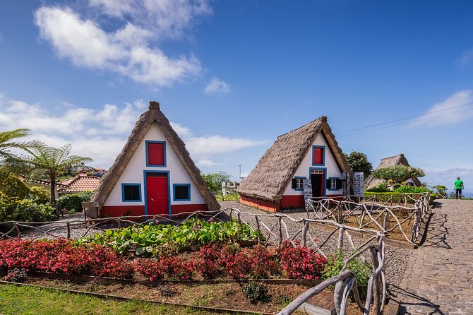 Full Day East Madeiras Santana and Peaks Tour by 4x4 Expedition - Local Cuisine and Refreshments