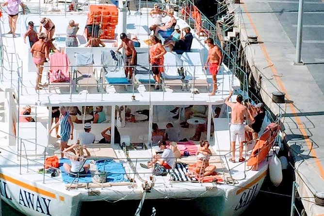 Full-Day Family Catamaran Cruise From Limassol With Lunch - Customer Feedback and Reviews