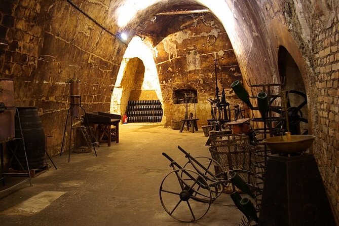 Full-Day Private Champagne Tasting in Reims and Its Vineyards - Lunch in the Countryside