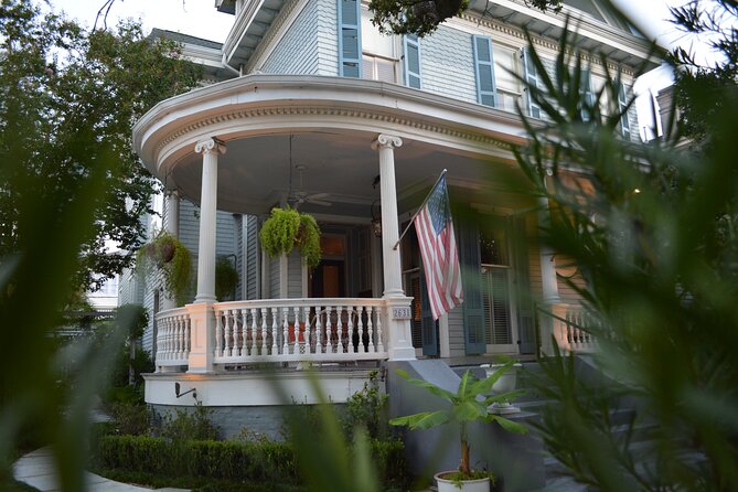 Garden District Tour - Small Group Experience