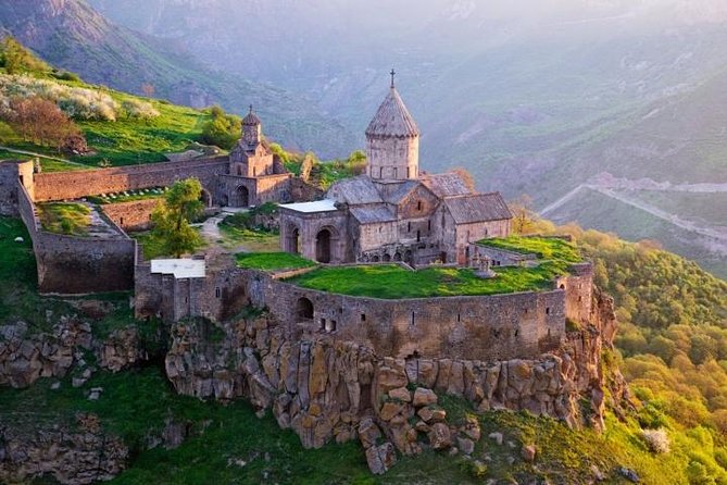 Garni, Tatev, Karahundj, Zvartnots, Echmiadzin / 4 Days in Armenia From Yerevan - Discovering Karahundj