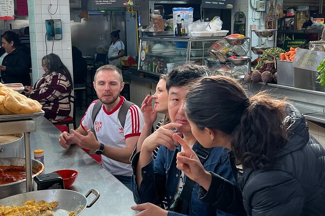 Gastronomic Tour in Santa Tere Neighborhood - Accessibility and Participation