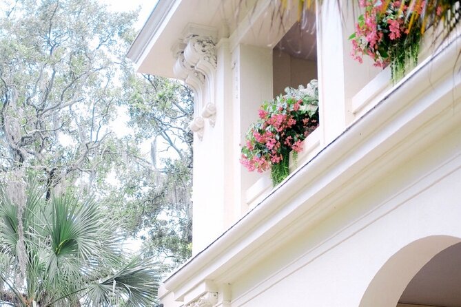 Genteel & Bards Savannah Womens History Walking Tour - Highlights of Womens History