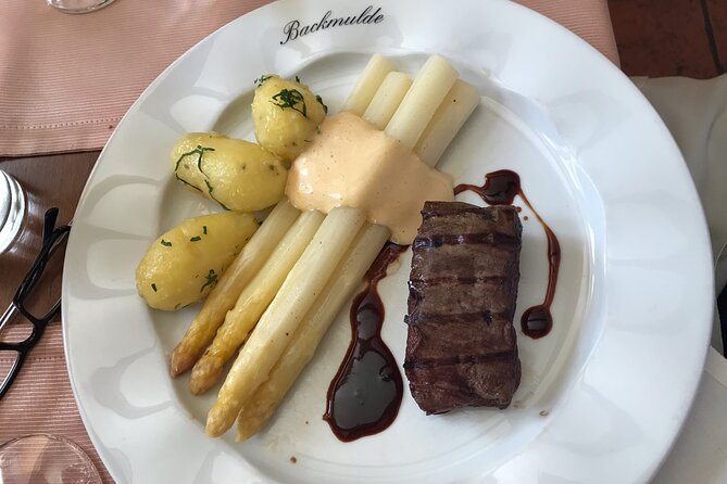 German Food City Tour With Sightseeing Highlights - Meeting and Pickup Details