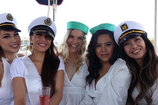Gold Coast Private Skippered Limo on the Water Canal Cruise - Preparing for Your Cruise