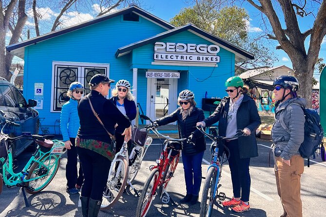 Gruene Historic District Brunch Tour - Biking and Wildlife Spotting