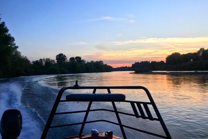 Guided Jetboat Tour for Six -Private - Accessibility and Participation
