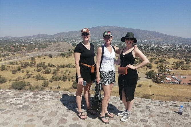 Half-Day Tour to Teotihuacan Pyramids From Mexico City - Guides and Languages