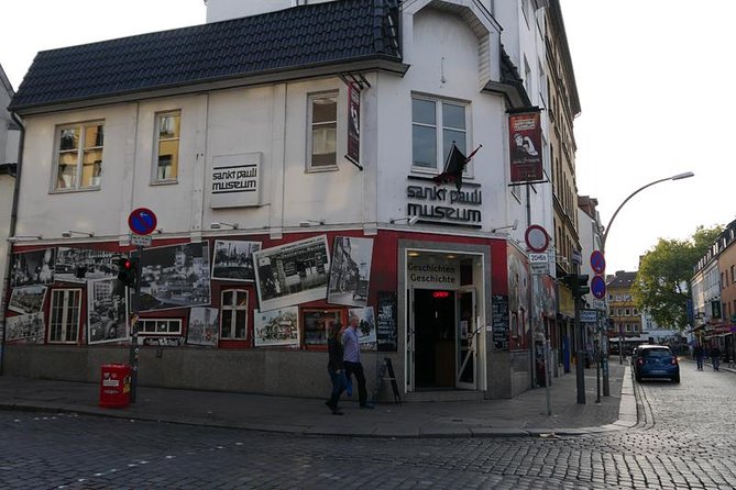 Hamburg: Red- & Bluelight Tour Review - Booking Information