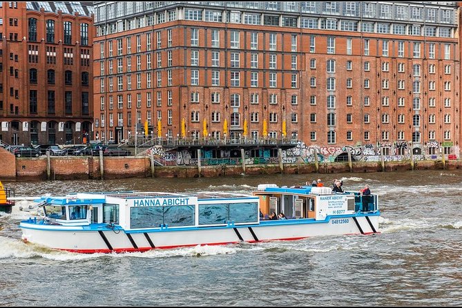 Harbor Cruise on the Beautiful Elbe - Convenient and Crowd-Free Sightseeing